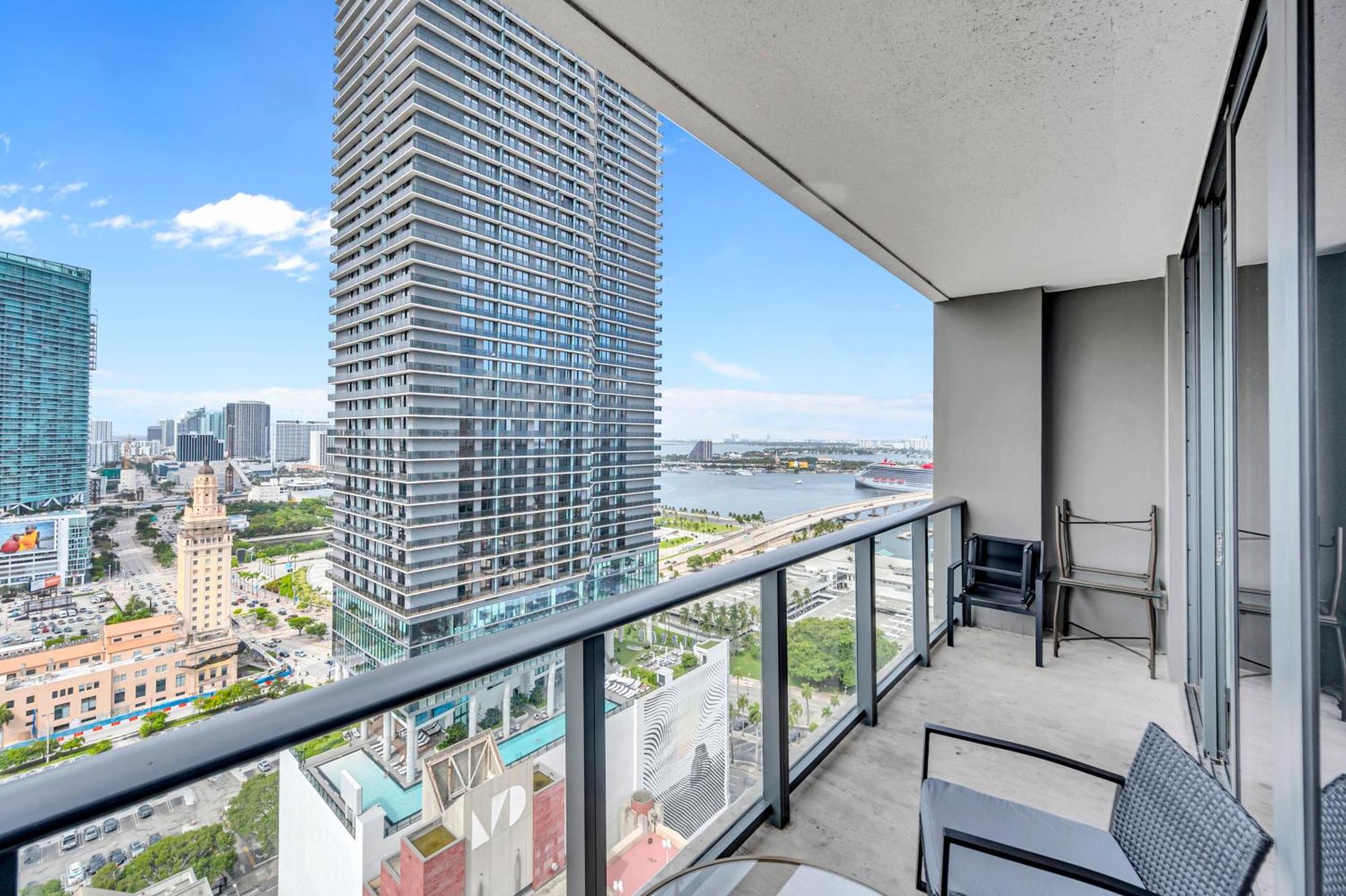 Great 3 Beds 3 Baths Appartment Downtown Miami Exterior photo